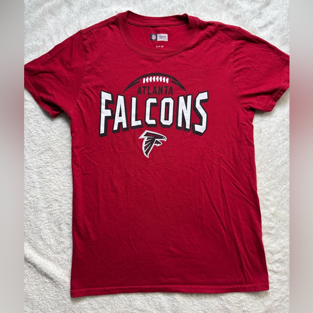 NFL Atlanta Falcons Team Apparel Red Short Sleeve Shirt